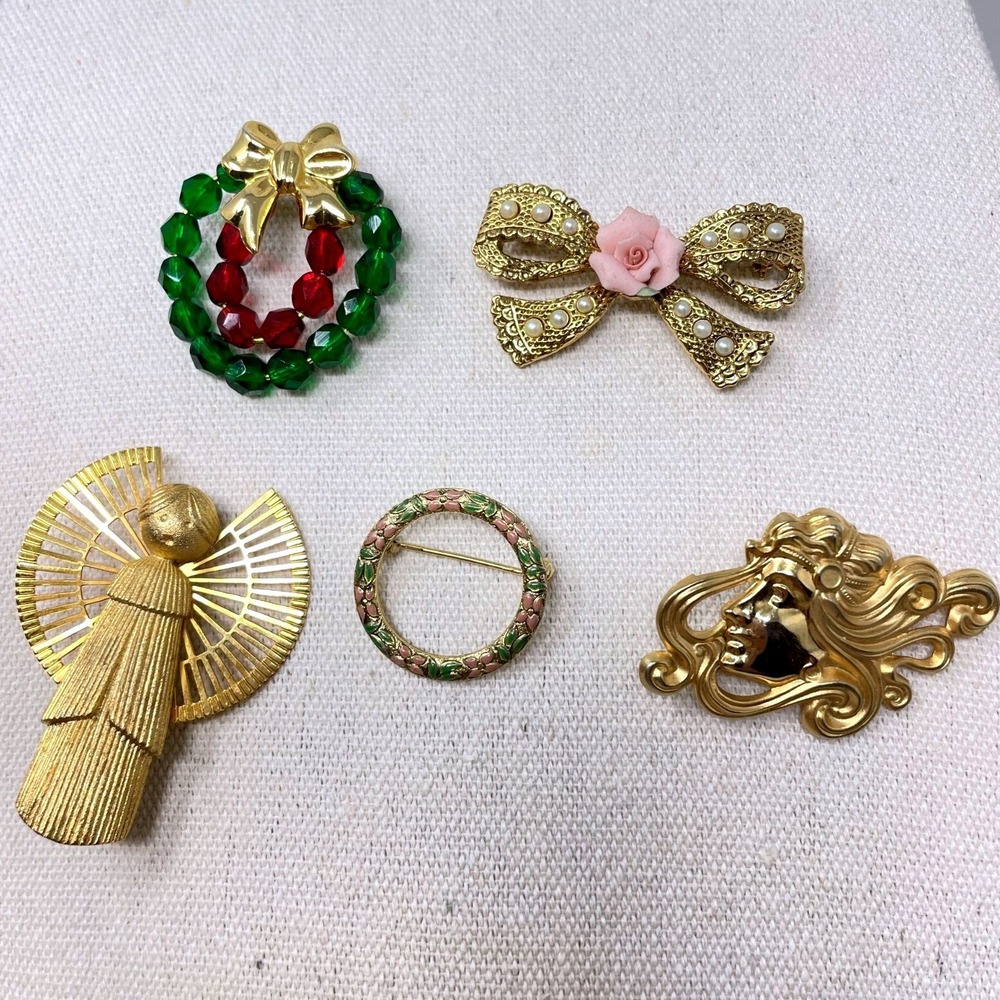 Vintage Brooch Lot Art Nouveau Lady Angel Christmas Wreath Rose Bow
